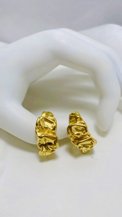 Τσαλακωμένο Χρυσάφι: Η λάμψη που σου χαρίζει απέραντο glamour!