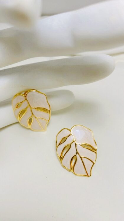 Φύλλο Φίλντισι: Το Παραμύθι της Ρομαντικής Ομορφιάς!