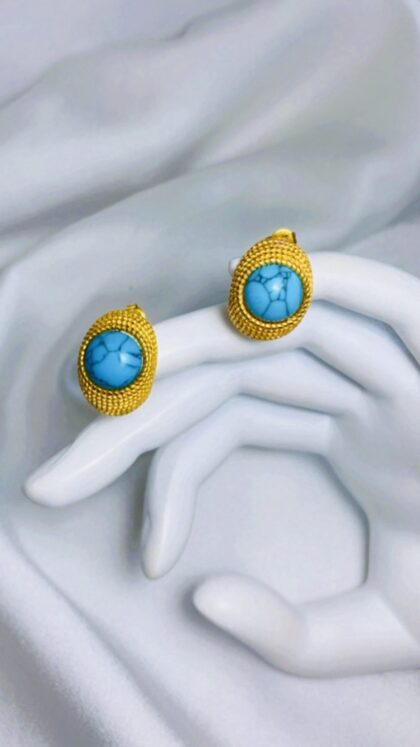 Φωλιά Τιρκουάζ: Η Φινέτσα στην Πιο Όμορφη Εκδοχή της!