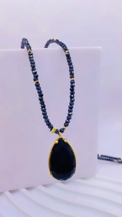 Κολιέ “Black Tear”