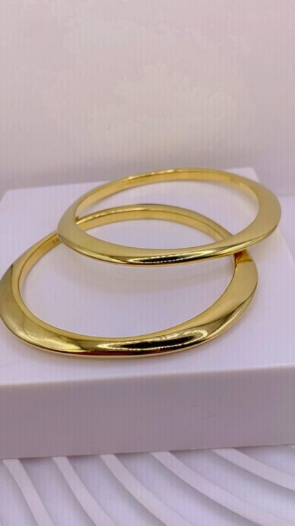 Επιχρυσωμένες χειροπέδες από ανοξείδωτο ατσάλι 21Κ – Minimal elegance