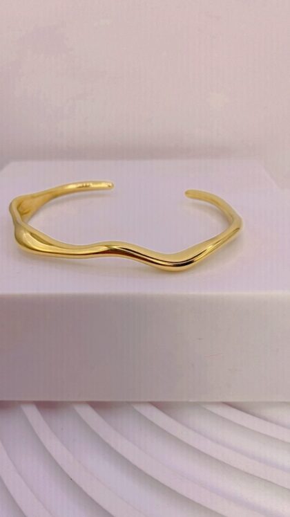 Χειροπέδα επιχρυσωμένη minimal κυματιστή